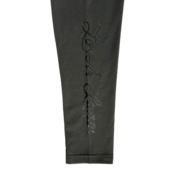 LOVER’S LANE BLACK MID RISE LEGGINGS WITH RUCHED BACK AND LOGO SIZE SMALL - Picture 7 of 10